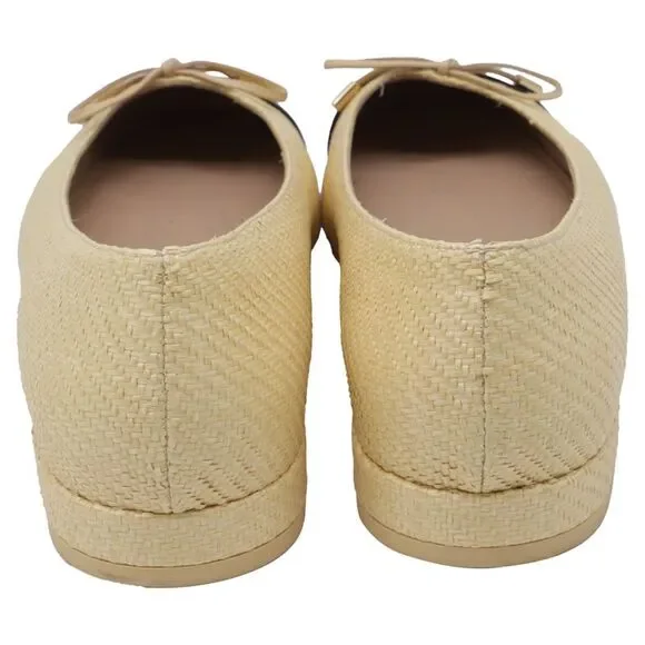 Stuart Weitzman Sleek Bow Ballet Flats in Cream Raffia - Picture 5 of 10